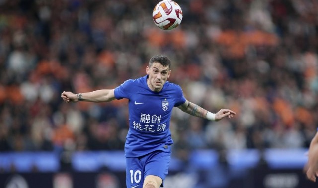 开云体育官网-媒体人：斯坦丘放弃了合同内的很多薪水，英博为其开出中超顶薪