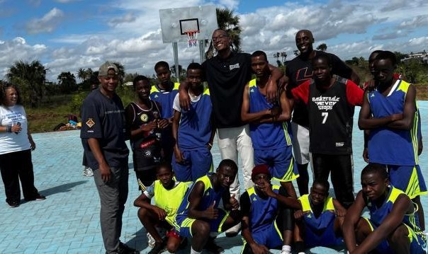 开云体育官网-特纳走进非洲找到平静：不在乎去哪队 只想做自己