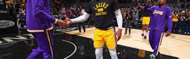 开云体育官网-【现场】韦少在马刺享受主场待遇 复苏就此开始？