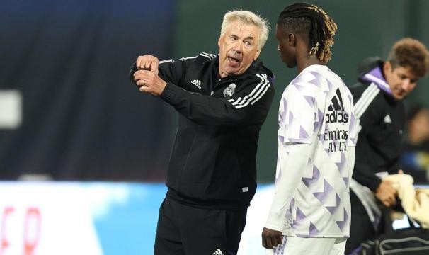 开云体育官网-王勤伯：安切洛蒂大师级育人成就卡马温加